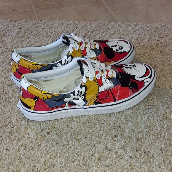 Vans×Disney Mickey And Friends Unisex Sneakers SZ MN 9.5 WMN 11 - Picture 3 of 12
